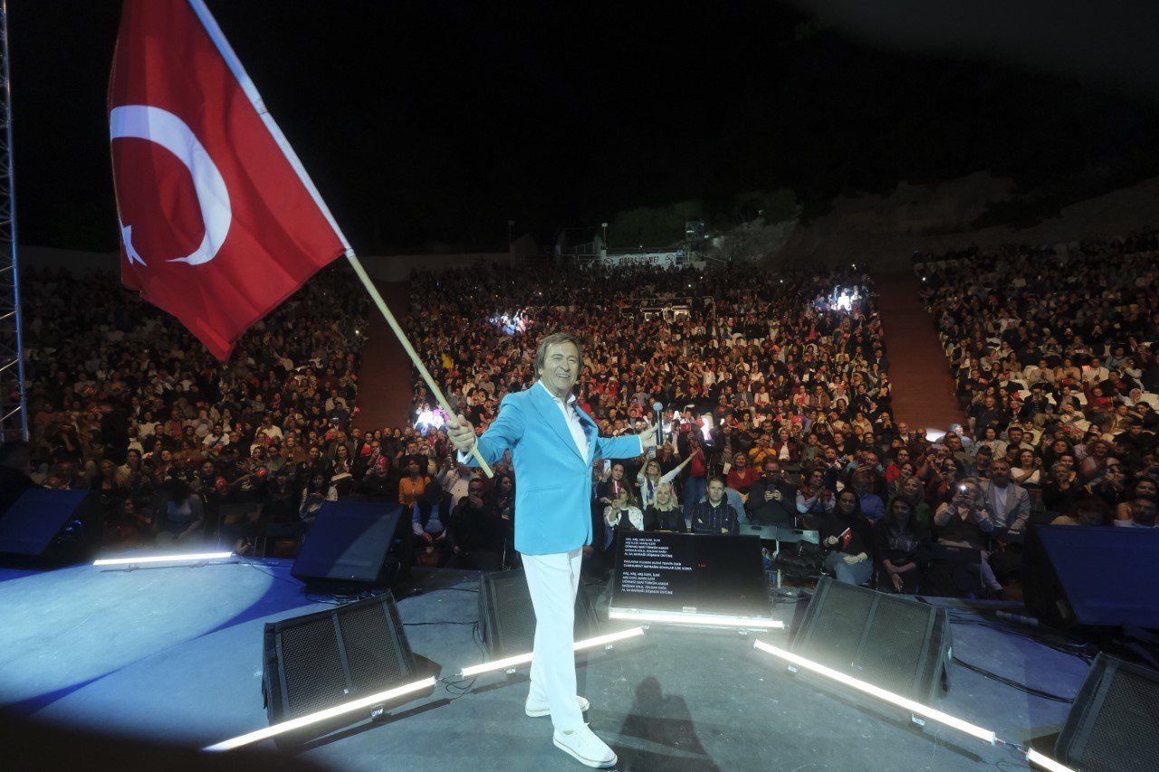100 Yılda Yüz Akıyla Turnesi muhteşem finali